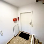 Monteur Apartamento *