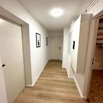 Monteur Apartamento *